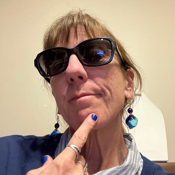 🎉HP!🎉Coach HC8160 Butterfly Black Frame Sunglasses with Case - Picture 9 of 9